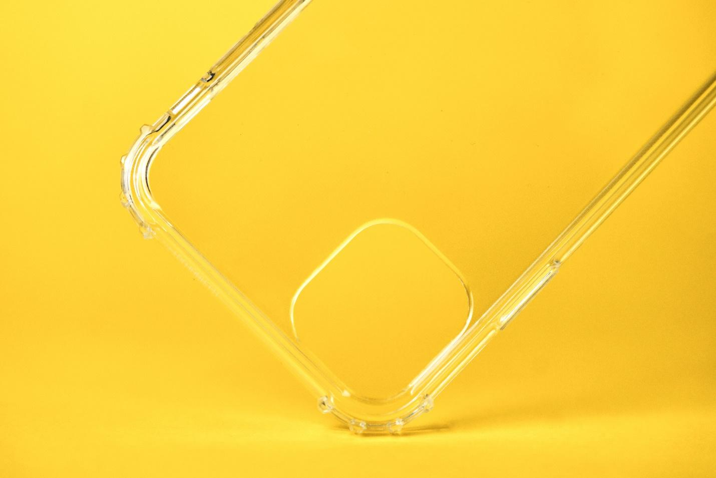 A picture containing glass
Description automatically generated with medium confidence